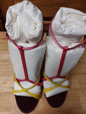 Christian Louboutin Tangueva 100 Crepe Satin/Lin Multi/Lin Merlot Size 38